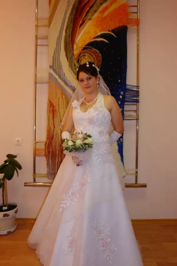 Продам свадебное платье (пр-во Италия) 