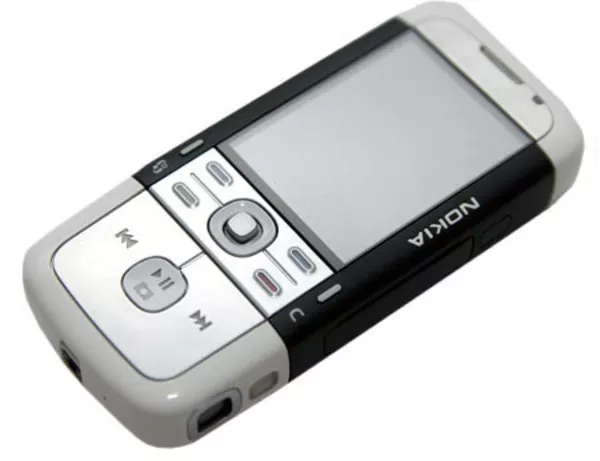 Продам мобильный телефон Nokia 5700XpressMusic Black 